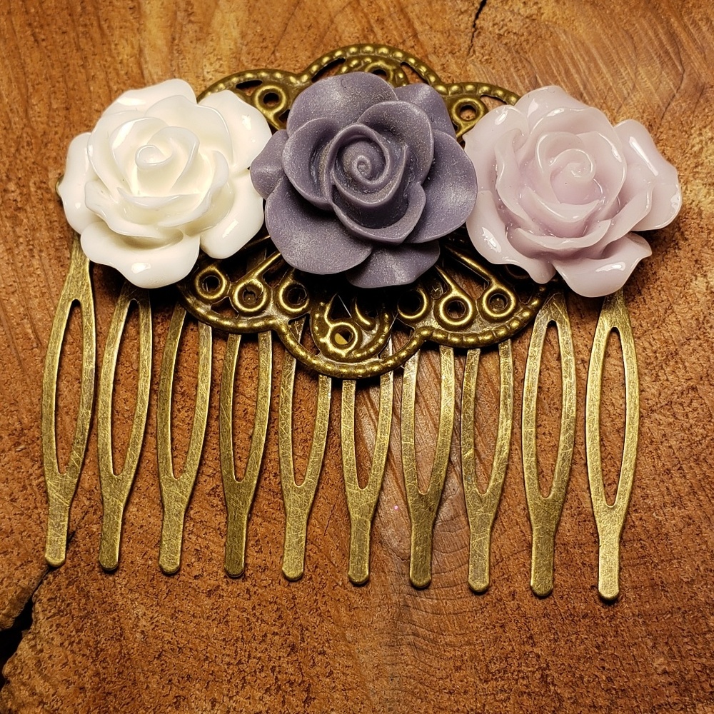 Brand New! Handmade Wedding Floral Hair Comb